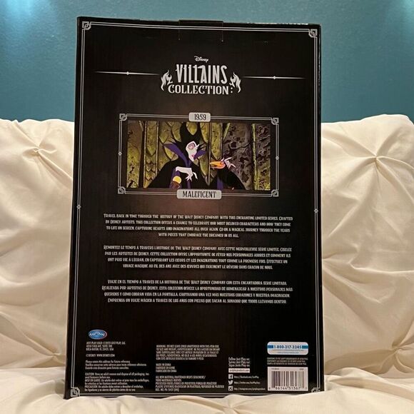 Disney Exclusive Villains Collection Maleficent 13” Sleeping Beauty Collectible - Picture 7 of 7